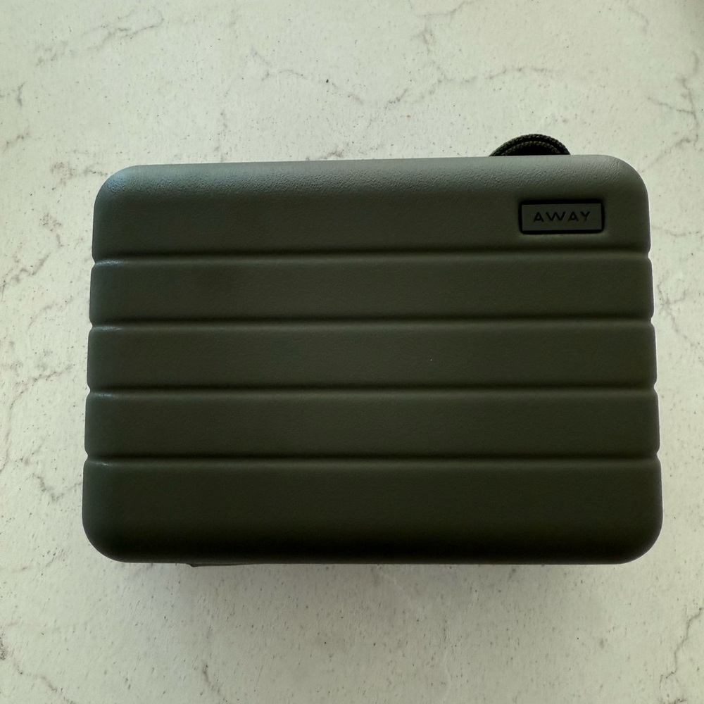 Away Dark Green Travel Organizer